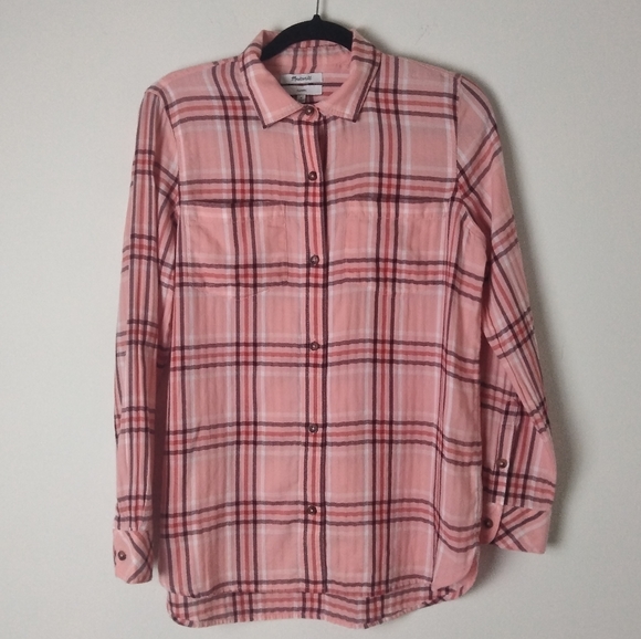 Madewell • Classic Ex-Boyfriend Button-Up Shirt - Picture 2 of 7